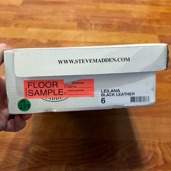 Steve Madden Peep Toe Pumps Black Business Style Leilana Leather Women’s 6 + Box - Picture 8 of 9